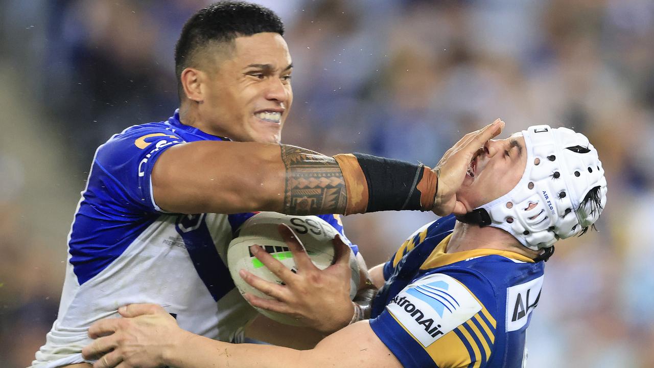 Renouf Atoni in action for the Bulldogs. Picture: Mark Evans/Getty Images