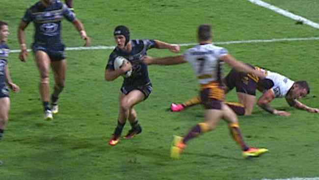 Kalyn Ponga steps around Ben Hunt.