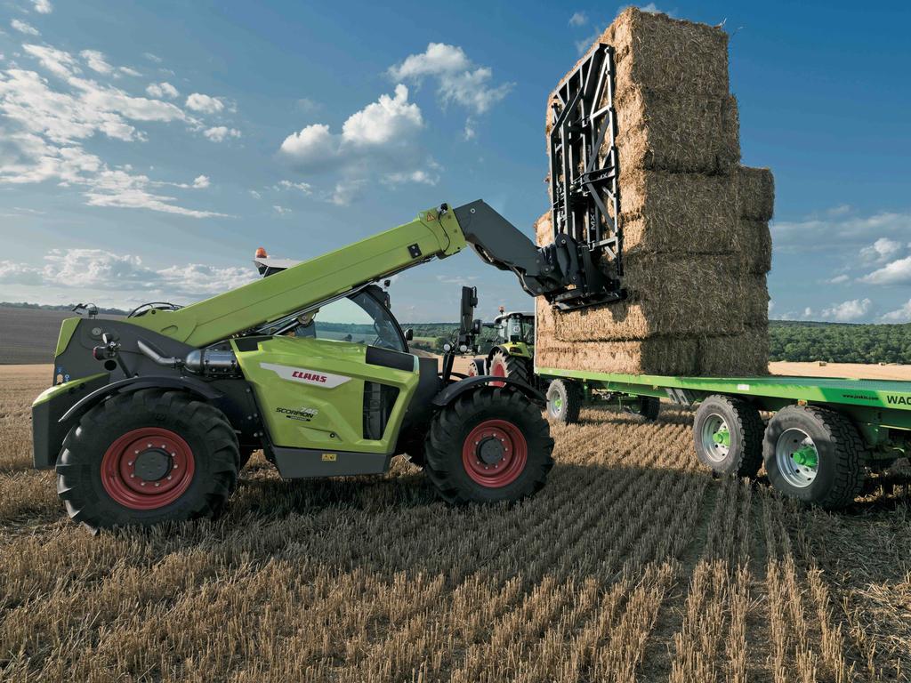 The Claas Scorpion series has been completely redesigned, with improvements including the addition of the Dynamic Power engine management system, the Smart Loading driver-assistance system