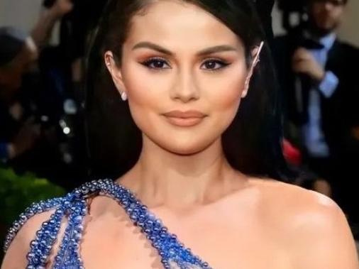 =?UTF-8?Q?Picture_of_Selena_Gomez_at_Met_Gala_goes_viral_=E2=80=94_a?=	=?UTF-8?Q?nd_she_wasn=E2=80=99t_even_there?=