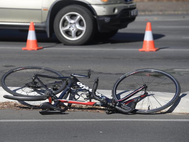 ADELAIDE, AUSTRALIA - NewsWire Photos JANUARY 29 2024: Police and emergency services are at the scene of a serious/fatal crash at Dulwich.Just after 7.30am on Monday 29 January, police were called to the corner of Greenhill Road and Fullarton Road after reports a car hit a cyclist.Picture: NCA NewsWire / Roy VanDerVegt