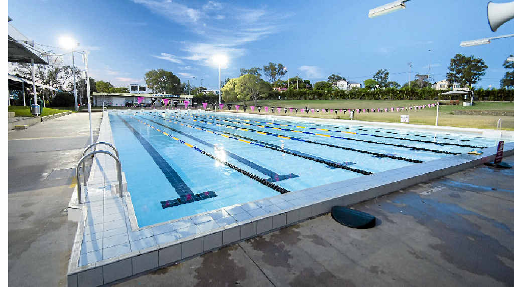 gladstone outdoor pool