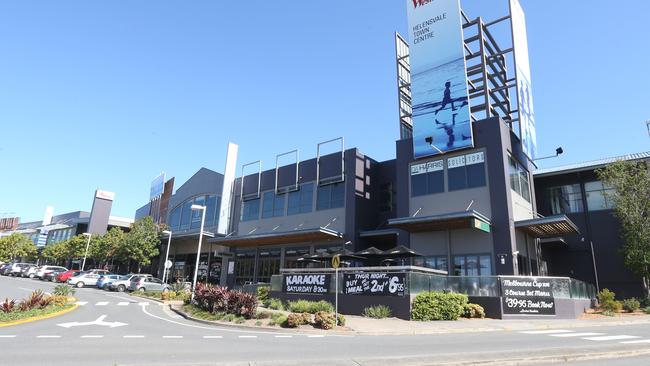 Alleged knife wielding man arrested at Westfield Helensvale. Picture: Richard Gosling