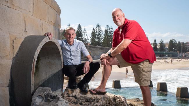 Coogee State Liberal MP Bruce Notley-Smith and Doug Hawkins from the Coogee Residents Against Polluting Stormwater group at Coogee Beach. Photo: Flavio Brancaleone.