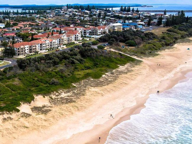 Five of the six Dunes Estate lots in Yamba have sold for over a million each.