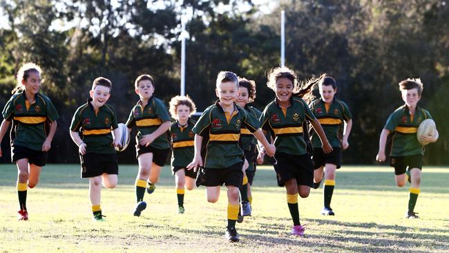 Oatley Rugby Club youngsters go for a sprint during training at Lugarno. Picture: Tim Hunter