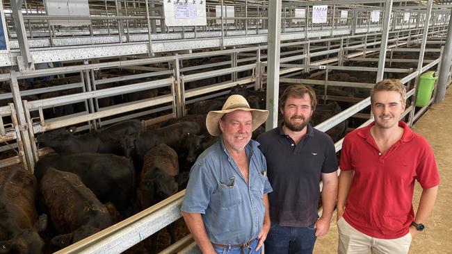 Vendors Mark, Shaun and Dale Quilter from Narrandera pictured at the Wodonga weaner sales on day two. Picture: Fiona Myers