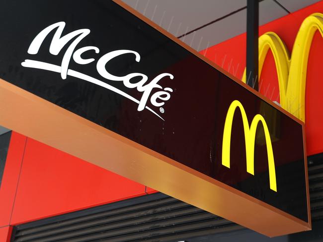 ADELAIDE, AUSTRALIA - NewsWire Photos August 8 2022: A general view of a McDonalds store in Adelaide. A teal MP has revealed her bold plan to target the fast-food industry in an attempt to tackle growing childhood obesity rates. NCA NewsWire / David Mariuz