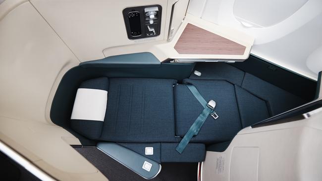 Cathay’s lie flat bed is 1.9m long – good for tall travellers.