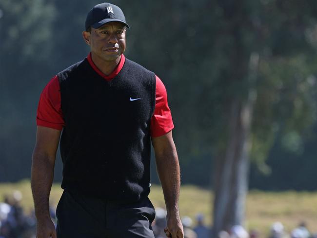 PACIFIC PALISADES, CALIFORNIA - FEBRUARY 19: Tiger Woods of the United States looks on from the 14th green during the final round of the The Genesis Invitational at Riviera Country Club on February 19, 2023 in Pacific Palisades, California.   Harry How/Getty Images/AFP (Photo by Harry How / GETTY IMAGES NORTH AMERICA / Getty Images via AFP)