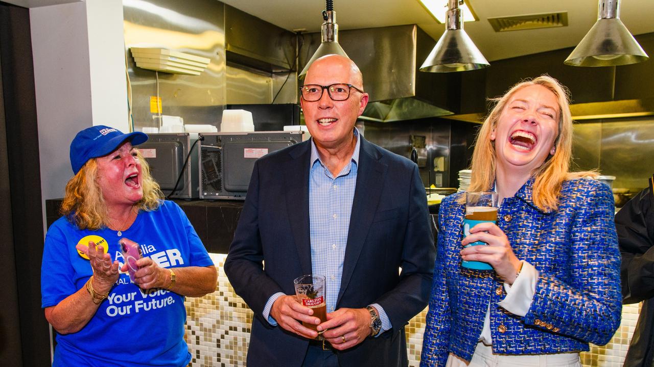 ‘Don’t take this beer’: Dutton’s crucial stop as May Day poll rings alarm
