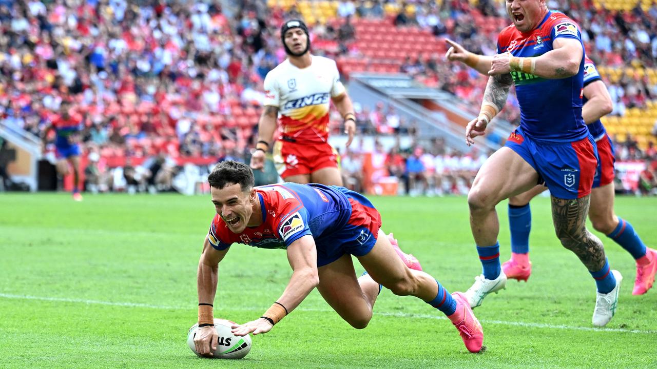 David Armstrong of the Knights scores a try during the round eight NRL match between Dolphins and Newcastle Knights at Suncorp Stadium, on April 28, 2024, in Brisbane, Australia. (Photo by Bradley Kanaris/Getty Images)