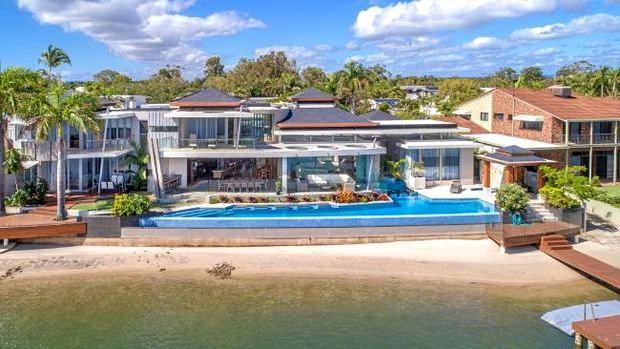 DREAM HOME: The luxury views of 29-31 Wyuna Dr, Noosaville.