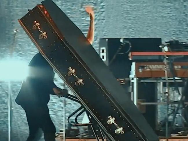 The rock icon stunned with a bizarre farewell to his UK concert fans. Picture: x.com/IggyPop