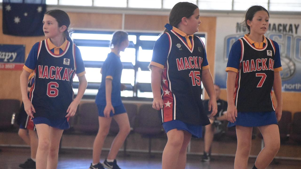 (From left) Ella Steindl, Ruby Penhalaerick and Mia Rovelli playing basketball at the Primary School Gala Day, August 9, 2021. Picture: Matthew Forrest