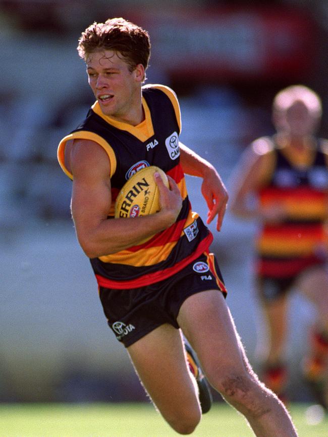 The Crows traded for Evan Hewitt in 2000