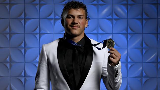 Jack Talbott receives the Ron Lanesbury Medal at the NSWRL Brad Fittler Medal night. Picture: NRL Photos/Gregg Porteous