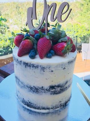 The ‘naked cake’ look is popular at the moment, and the $5 mud cakes are the perfect base, as Luisa Brito found.