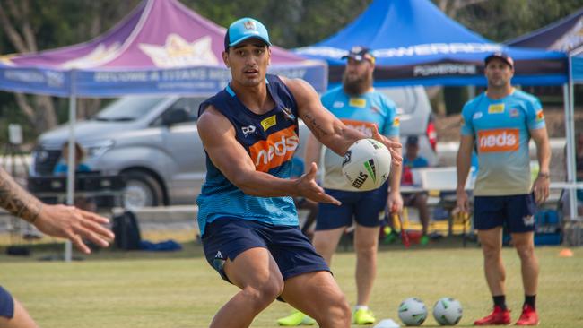 Titans Darius Farmer at training