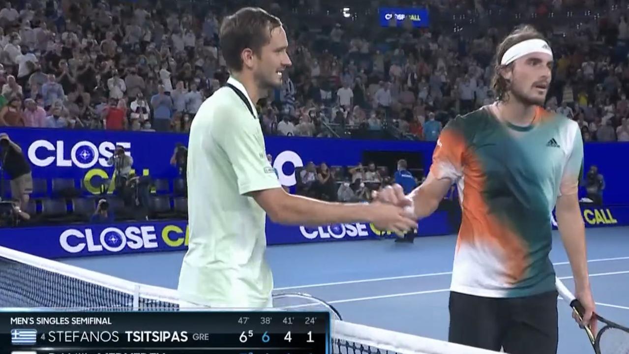 Australian Open 2022 Daniil Medvedev vs Stefanos Tsitsipas, chair umpire outburst, interview video, apology, handshake