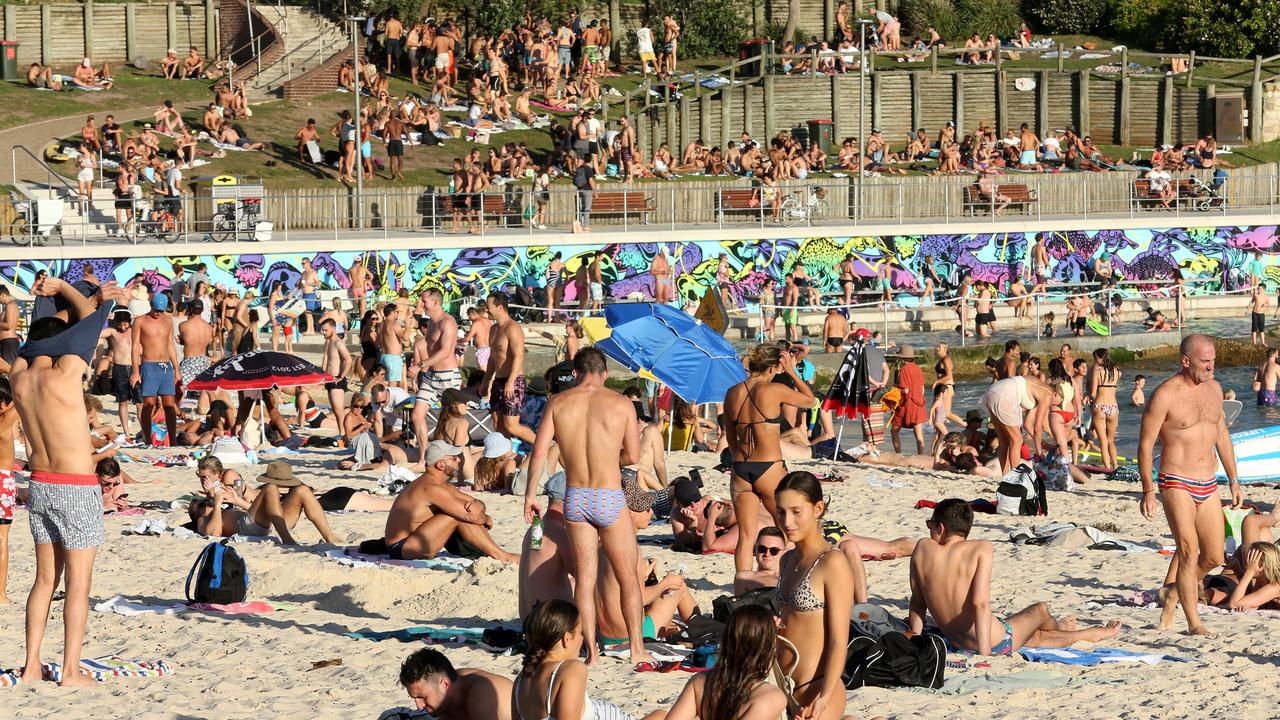 One US tourist said she wasn’t worried because she believed her body could handle it. Picture: AAP/John Fotiadis