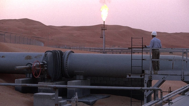 Aramco for decades has been the world’s largest crude producer, pumping from oil fields through complexes such as this one in shown in 2003 in Shaybah, Saudi Arabia. PHOTO: REZA/GETTY IMAGES