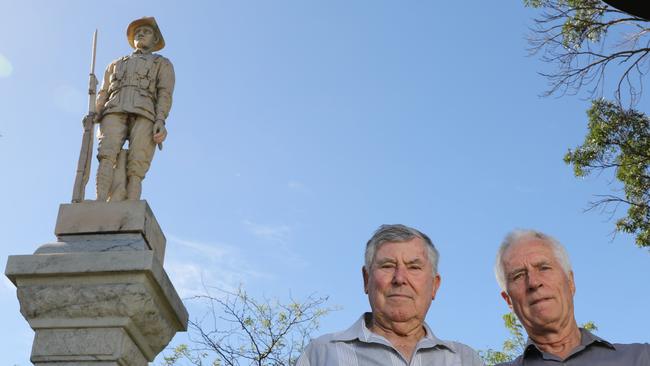 Blackwood Memorial Soldier defenders Tony Mudge and Pat Wilson. Picture: AAP/Russell Millard