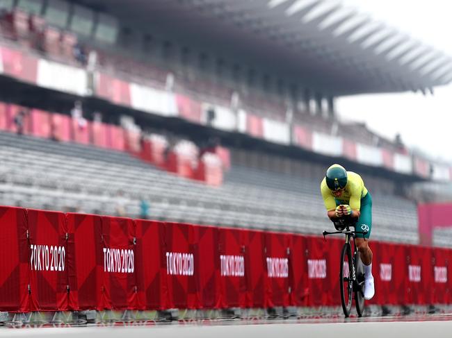 Darren Hicks won gold in the Men’s C2 time trial at the Tokyo Paralympic Games. Picture: Getty