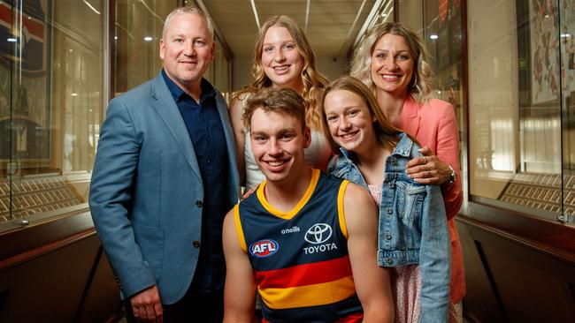 Riley Thilthorpe, the Crows’ highest ever pick, with his family after being drafted in 2020. Picture: Matt Turner