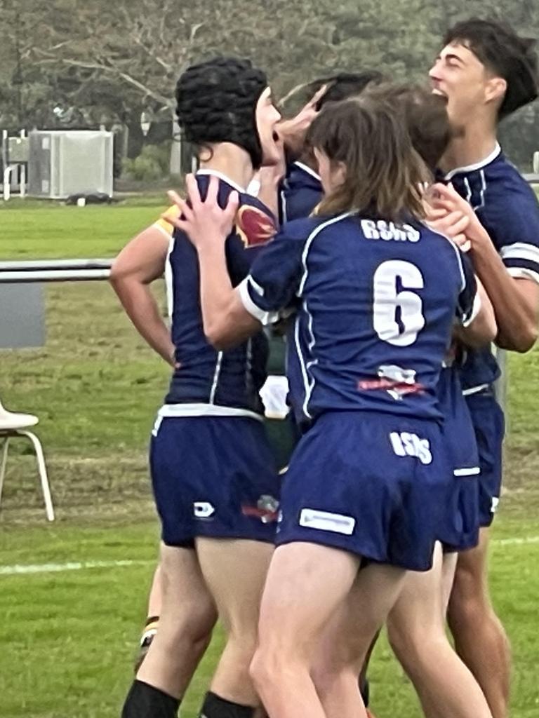 Redcliffe celebrate a DeVere try.