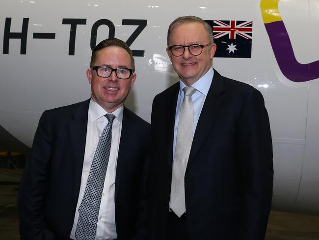 Prime Minister Anthony Albanese and former Qantas CEO Alan Joyce in happier times. Picture: NCA Newswire / Gaye Gerard