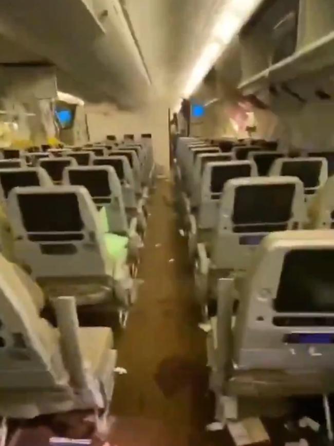 Singapore Airlines #SQ321 turbulence aftermath. Picture: Twitter