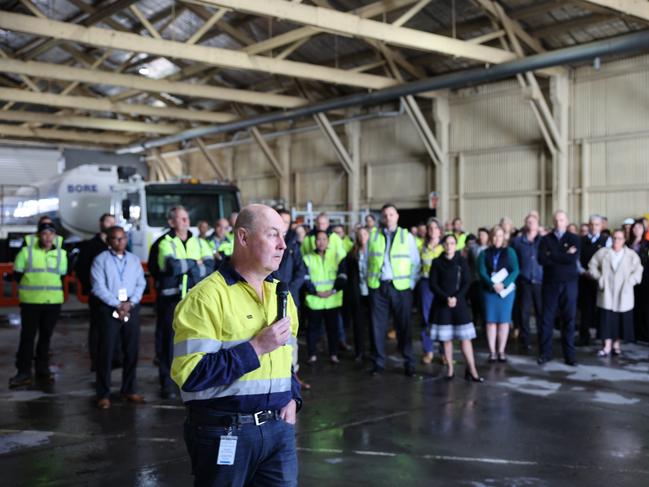 Fremantle Ports chairman lauded his chief executive Michael Parker as a wonderful father and exceptional leader.