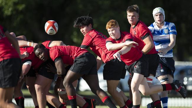 Terrace half William Greentree deleivers a bullet to his backline. Picture: Renae Droop