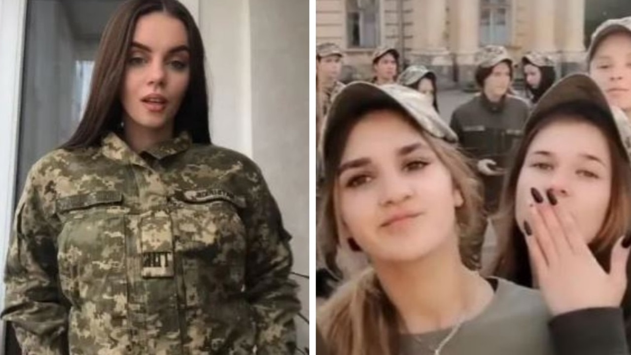 Glamorous female Ukraine soldiers train to take on Russian army news.au — Australias leading news site image