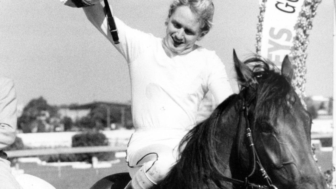 Racehorse Canny Lad ridden by jockey Shane Dye returns to scale after winning race 4, Golden Slipper Stakes at Rosehill in Sydney, 07/04/1990.