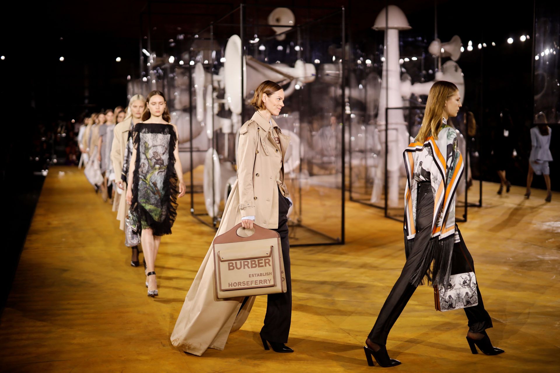 5 looks from Riccardo Tisci's Burberry show that prove unicorns do exist -  Vogue Australia