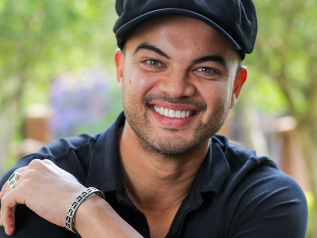 SUNDAY TELEGRAPH SPECIAL. MUST CHECK WITH ST PIC ED JEFF DARMANIN BEFORE PUBLISH.  Guy Sebastian in Pyrmont, Sydney, this morning (22/11/2019). Pic Liam Driver