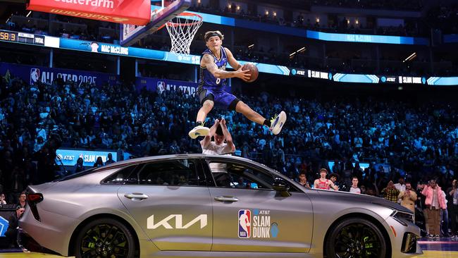 SAN FRANCISCO, CALIFORNIA - FEBRUARY 15: Mac McClung #0 of the Osceola Magic dunks the ball during the 2025 AT&T Slam Dunk Contest as part of the State Farm All-Star Saturday Night at Chase Center on February 15, 2025 in San Francisco, California. NOTE TO USER: User expressly acknowledges and agrees that, by downloading and or using this photograph, User is consenting to the terms and conditions of the Getty Images License Agreement.   Ezra Shaw/Getty Images/AFP (Photo by EZRA SHAW / GETTY IMAGES NORTH AMERICA / Getty Images via AFP)