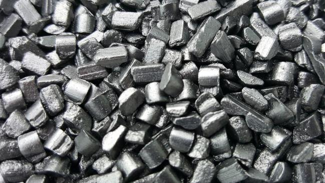 Graphite was the first of the battery commodities to pop.
