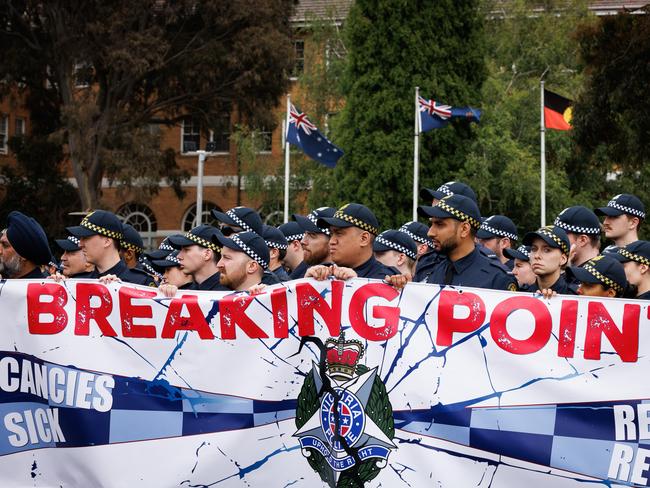 MELBOURNE, AUSTRALIA- NewsWire November 14, 2024: Victorian Police stage a walkout protest at Victorian Police Academy in Glen Waverley over ongoing industrial relations pay disputes. Picture: NewsWire / Nadir Kinani