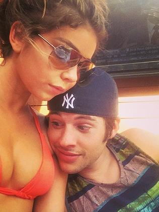 Sarah Hyland - Sarah Hyland, Modern Family star, 'choked' by ex-boyfriend Matt Prokop |  news.com.au â€” Australia's leading news site