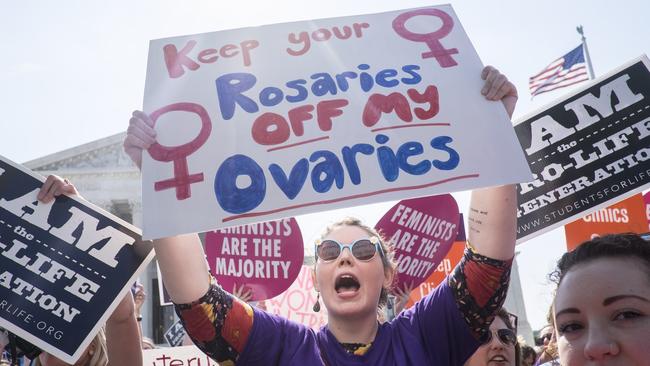 US Supreme Court Strikes Down Restrictive Texas Abortion Law | News.com ...