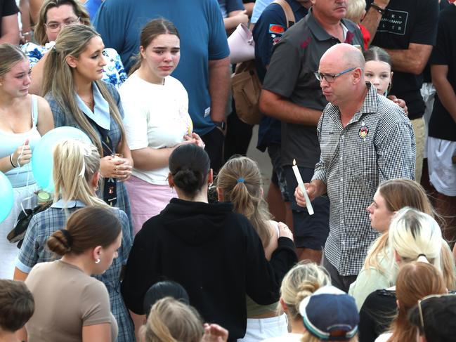 Mr Zmuda spoke at a vigil for his daughter just a day after her death. Picture: NewsWire/David Clark