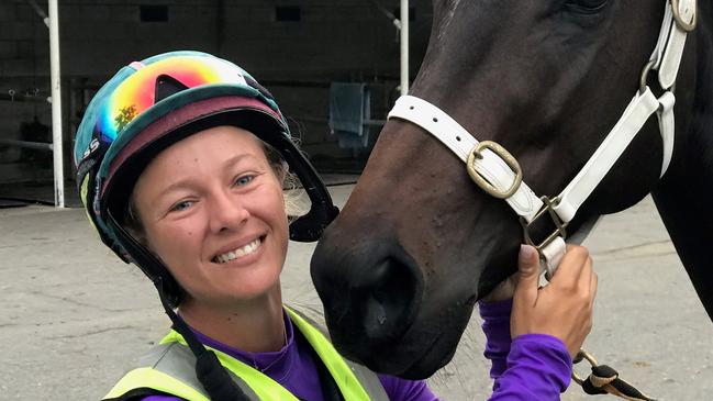 Sonja Wiseman proves that winners are grinners. Photo. TonyMcMahon