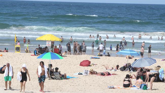 Broadbeach busy during the end of year holidays. Pic: Mike Batterham.