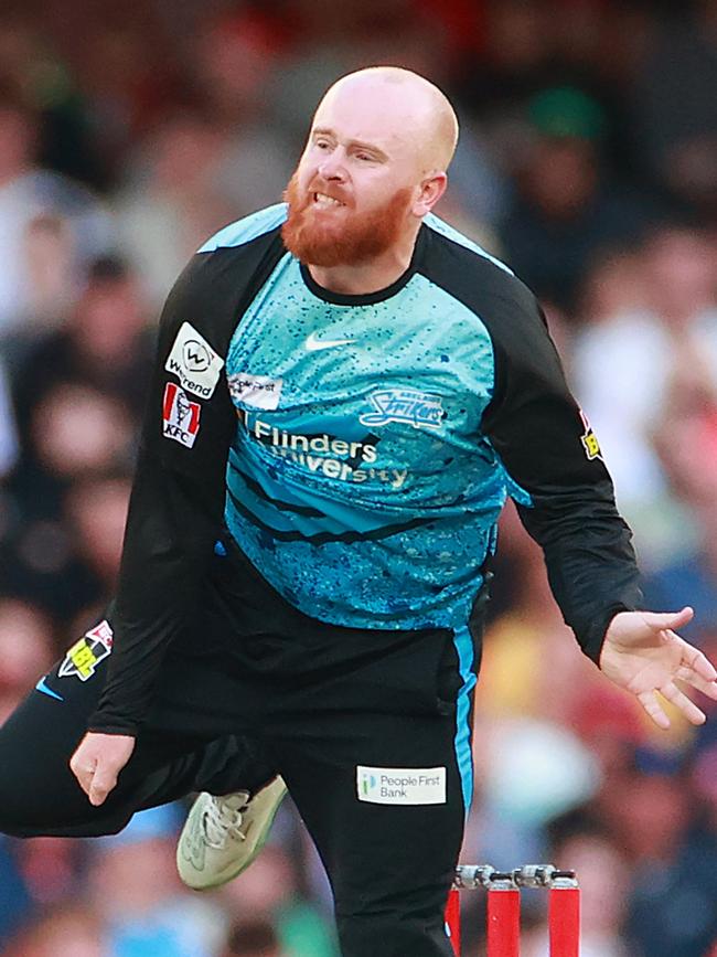 Lloyd Pope lets rip for the Strikers. Picture: Kelly Defina/Getty Images