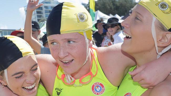 Ring-ins, comebacks and muscle flexing! Aussies deliver a wave of gold