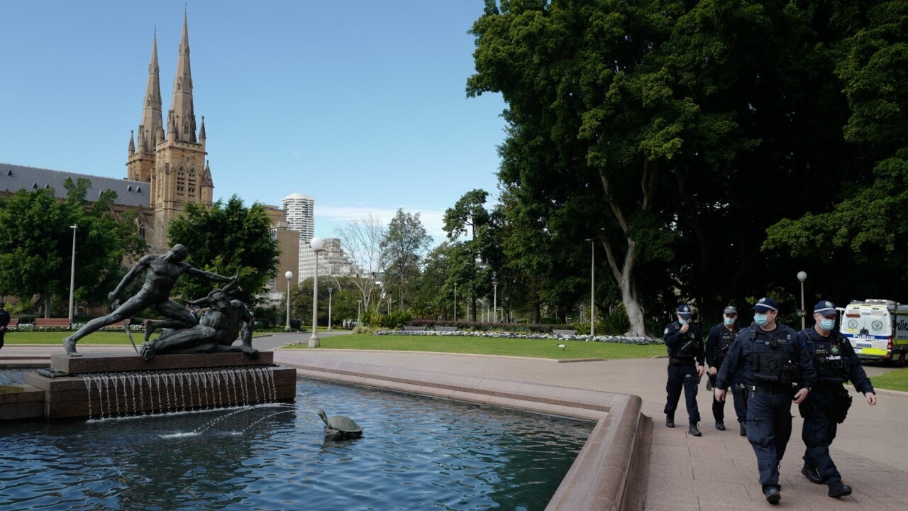 NSW Police begin crackdown on Sydney anti-lockdown protesters