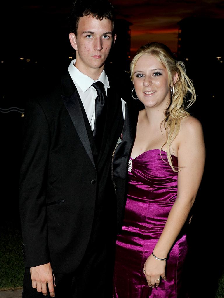 Kelvin Roberts and Jess Hutchins at the 2009 Casuarina Senior College formal. Picture: NT NEWS